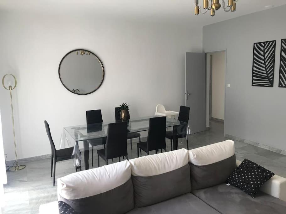 Haut De Maison Entierement Renove Avec Garage Carnoux-en-Provence Экстерьер фото