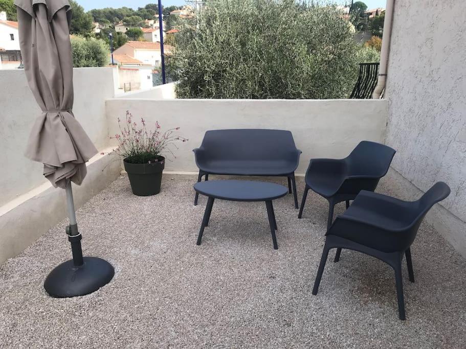 Haut De Maison Entierement Renove Avec Garage Carnoux-en-Provence Экстерьер фото